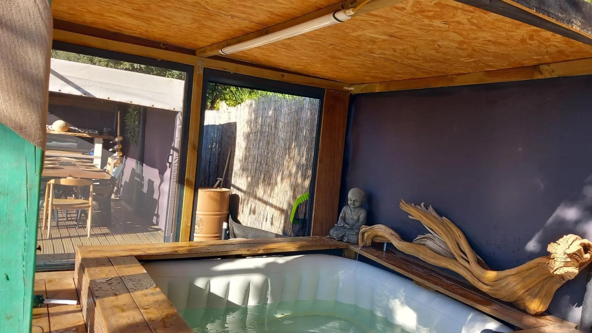 Villa 4 Chambres Avec Jacuzzi Saint-Maximin-la-Sainte-Baume 0*,  France